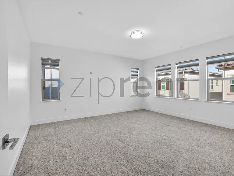 665 N Amarone Dr — Photo 18