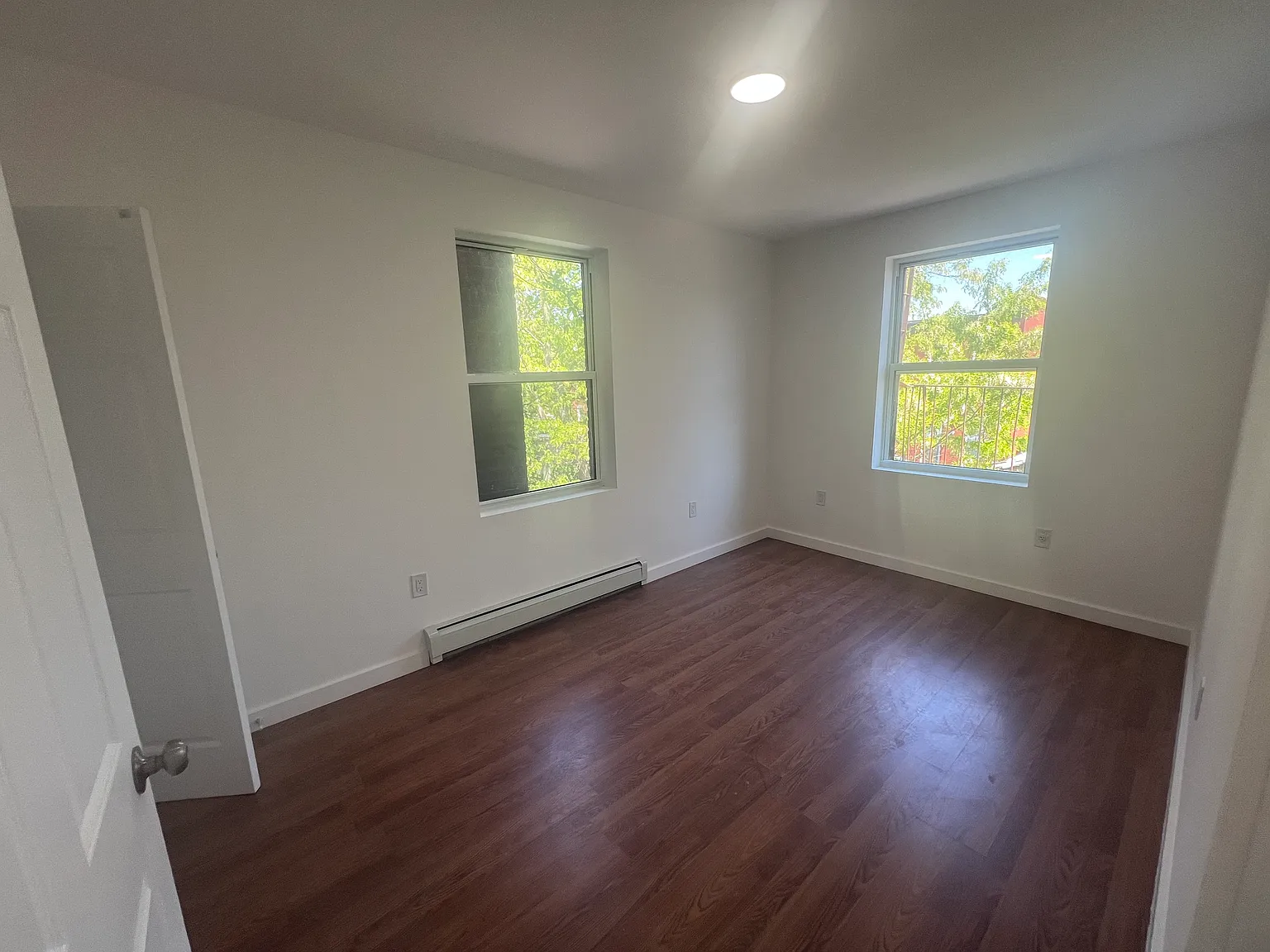 3 bed, $3,753 — Photo 2