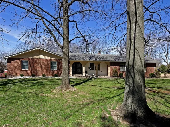 3425 Caldwell Ln, Bridgeton, MO 63044