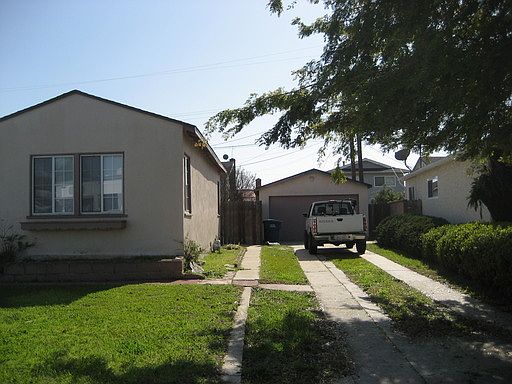 2nd image of 2058 Lomita Park Pl