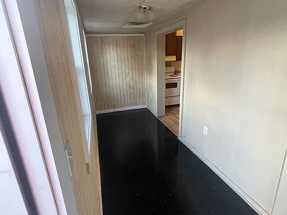 5th image of 1612 8th Ave