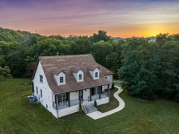 3rd image of 128 Leath Ln