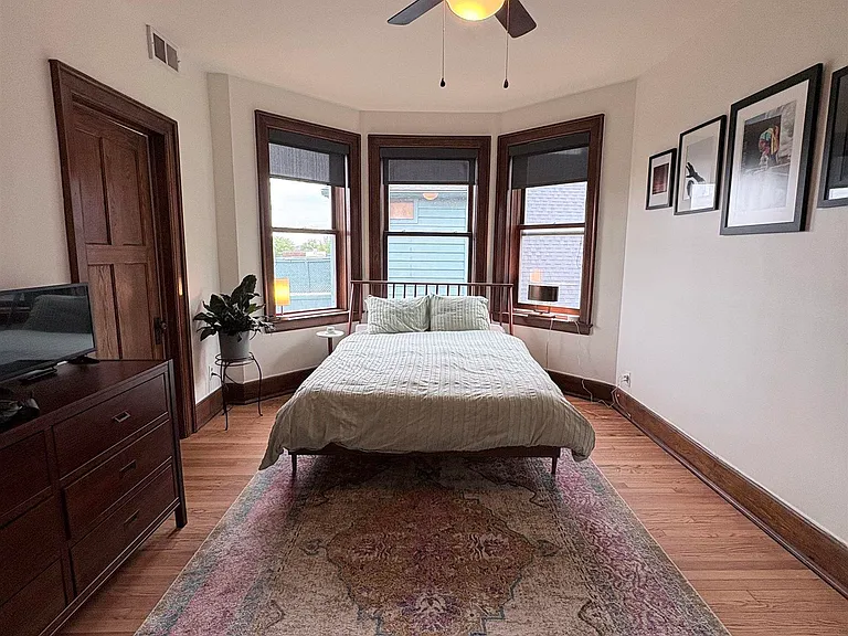 659 W Canfield St #5 — Photo 22