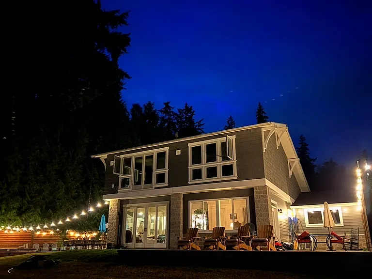 7075 NE Bay Hill Rd — Photo 5