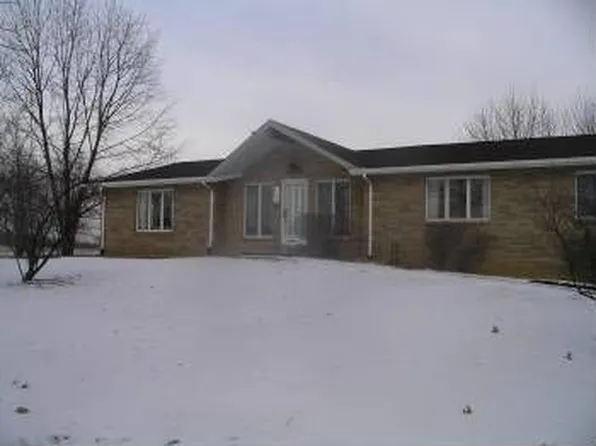 4104 Cork Bocktown Rd, Clinton, PA 15026