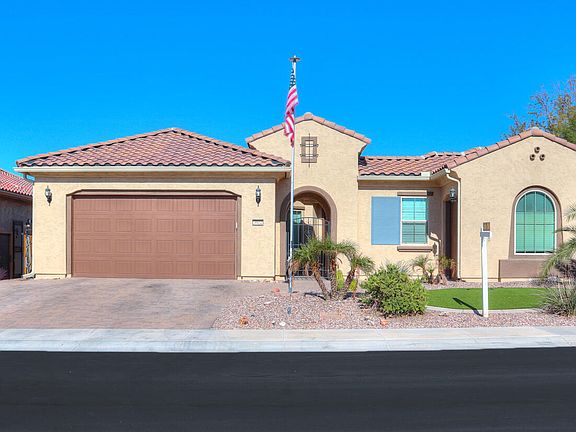 2nd image of 3972 E TORREY PINES Lane