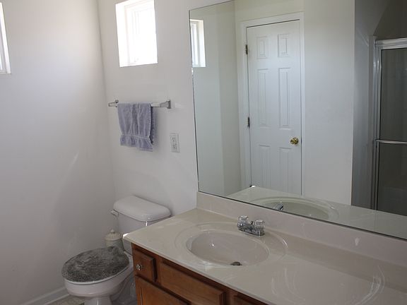 2nd image of 192 Swanee Ln
