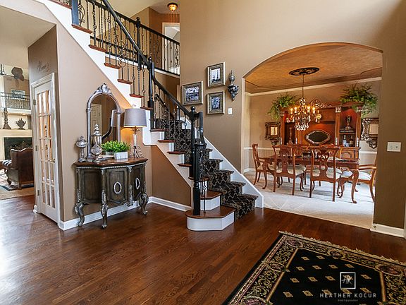 4th image of 2305 Brookwood Ct