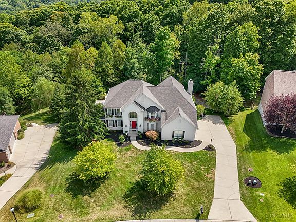 3rd image of 8209 Wycliffe Dr