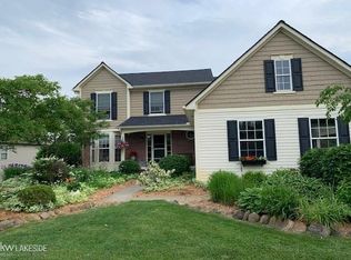 2409 Malena Ln, Oxford, MI 48371
