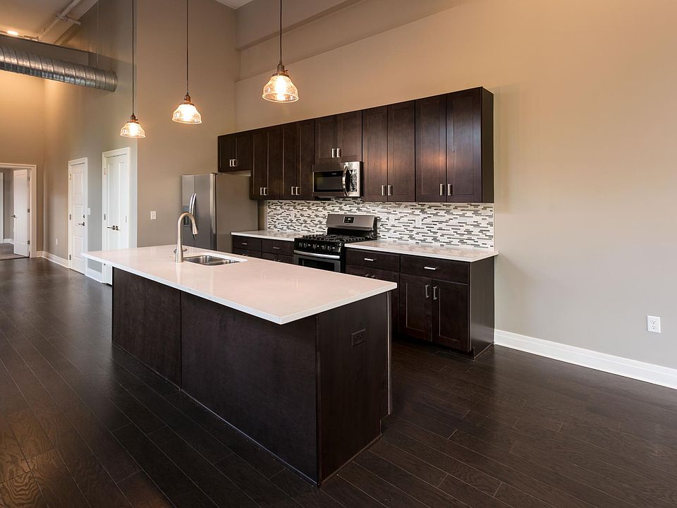 1st image of 31 Barker St #309-A2