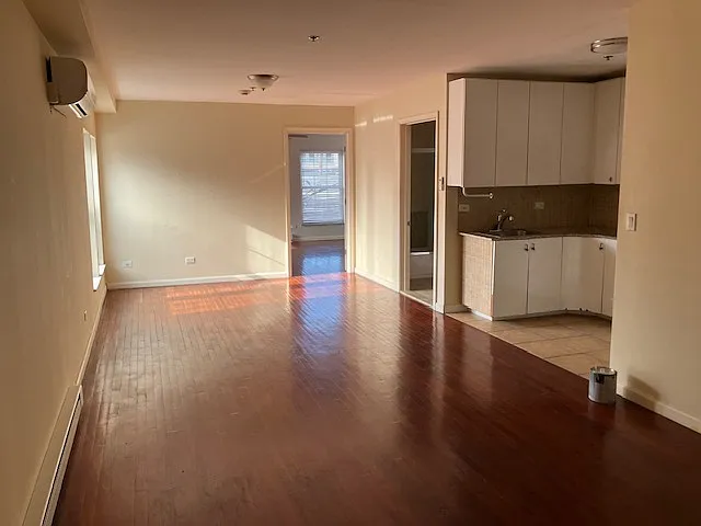 1 bed, 700 sqft, $1,400 — Photo 3