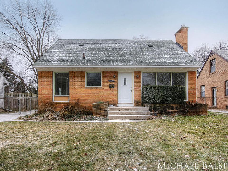 1st image of 2035 Janes Ave NE