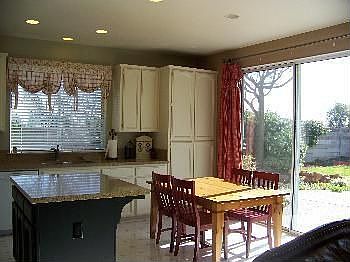 5th image of 902 Stonewood Dr