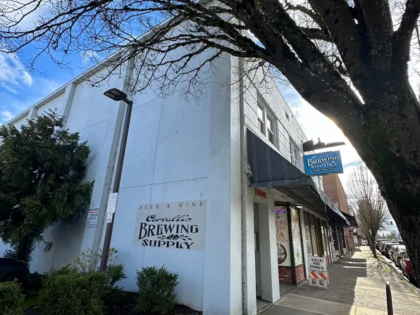 Charmholm, 117-119 121st St SW #2, Corvallis, OR 97333