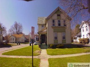 11 Cayuga St, Rochester, NY 14620