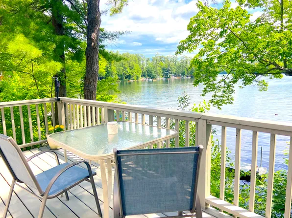 41 Haskell Avenue, Raymond, ME 04071
