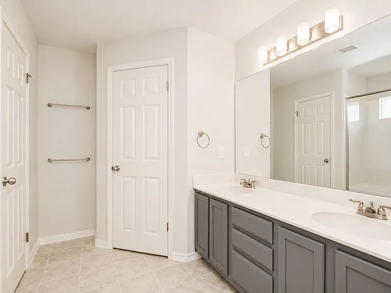 13461 Gent Dr — Photo 20