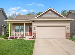 1555 N Parc Grove Ct, O'Fallon, IL 62269