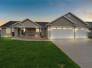 4835 N Vincent Dr, Appleton, WI 54913