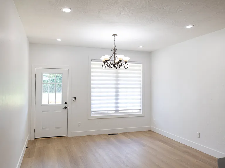 1410 E Fairwind — Photo 9