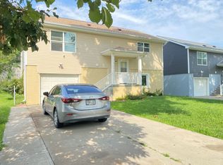 2212 John A Creighton Blvd, Omaha, NE 68111