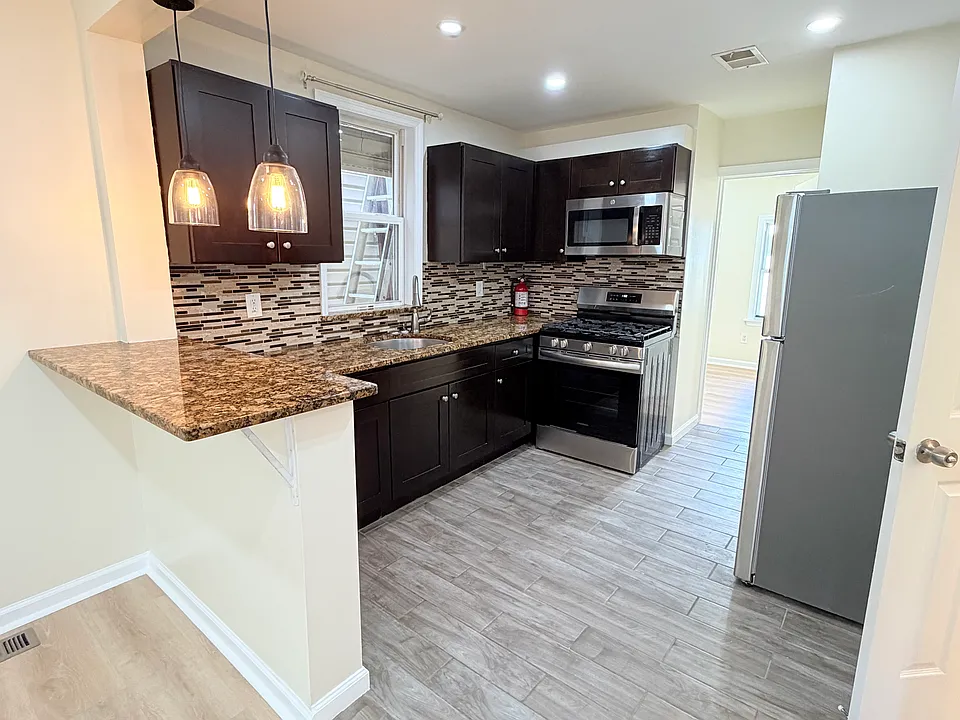 71 Florida St #1