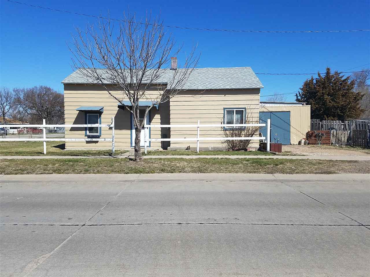 1720 W 14th St North Platte NE 69101 Zillow