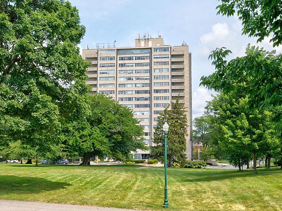 2nd image of 1620 E Broad St APT 1405