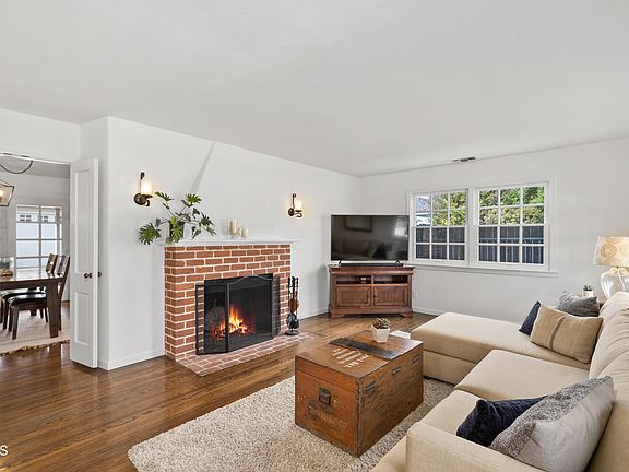 5th image of 429 Bella Vista Ave