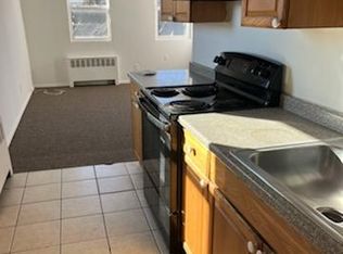 59 Carleton Ave APT C, Islip Terrace, NY 11752