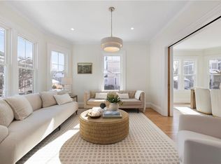 61 Gibbs Ave, Newport, RI 02840