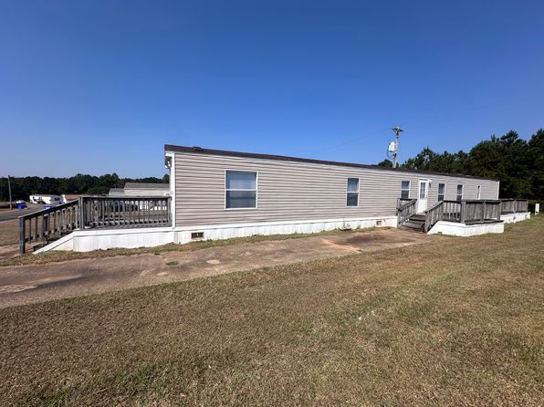 1050 Hunters Mountain Pkwy