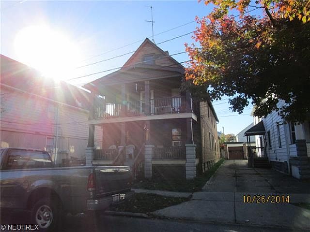 1st image of 2116 Robin St
