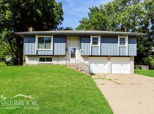 1512 Jackson Ct, Leavenworth, KS 66048