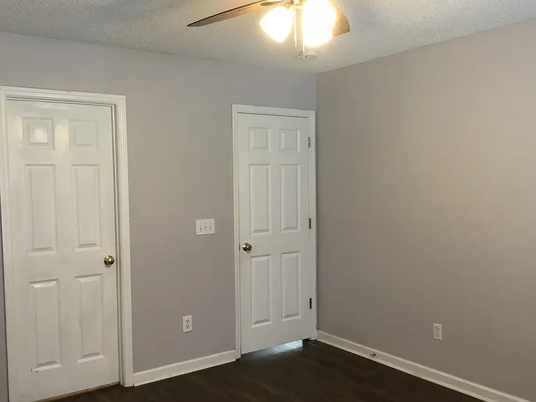 38 Sandy Pointe Dr — Photo 16