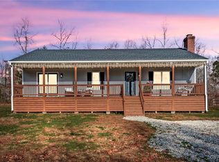 332 Lazy Acres Rd, Bumpass, VA 23024