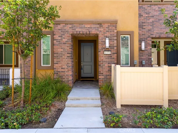 1371 Nimbus Ct, Pomona, CA 91768