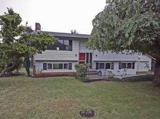 14380 SE Holly View Ter, Damascus, OR 97089