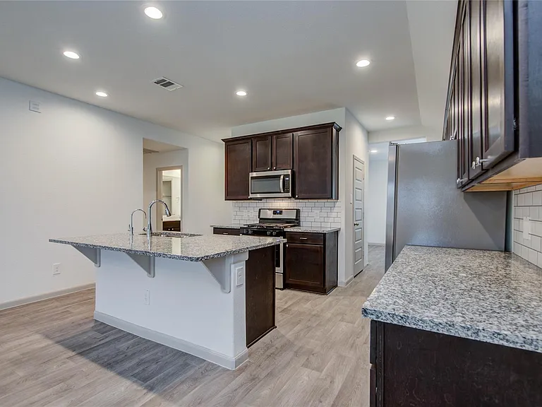 3507 Telford Ln — Photo 20
