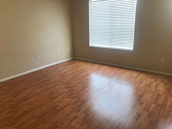 4th image of 9773 Villa La Mora Ave