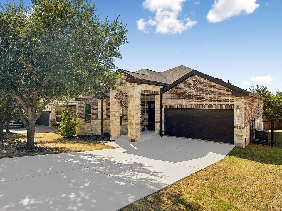 2604 Lou Hollow Pl