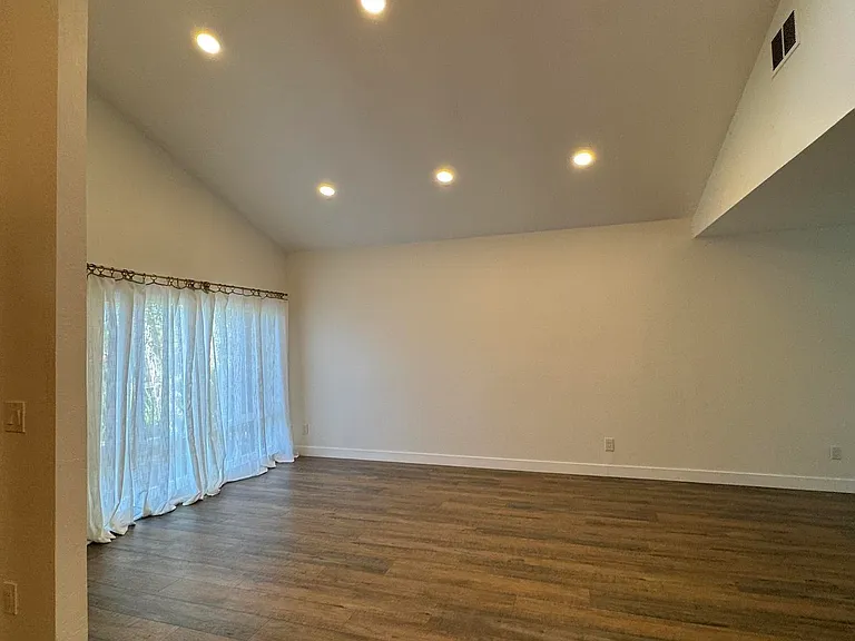 1105 Fair Weather Cir — Photo 17