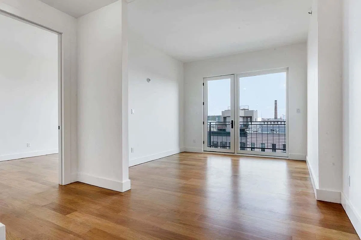 217 Green Street — Photo 1