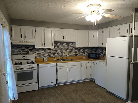 5th image of 3341 N Windcrest Dr
