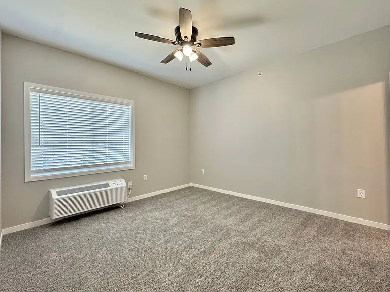767 Meridian St — Photo 46