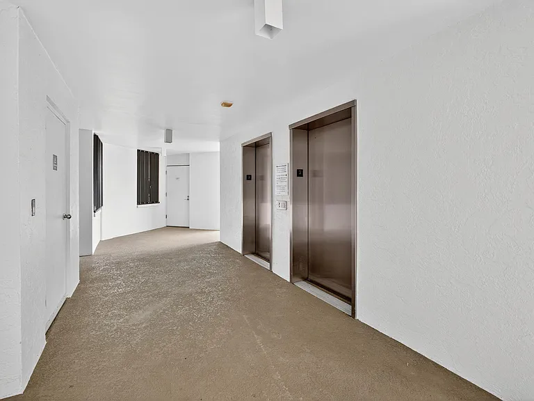 9650 S Ocean Dr #302 — Photo 43