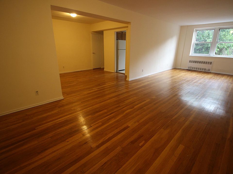 1st image of 440 Warburton Ave APT 7L