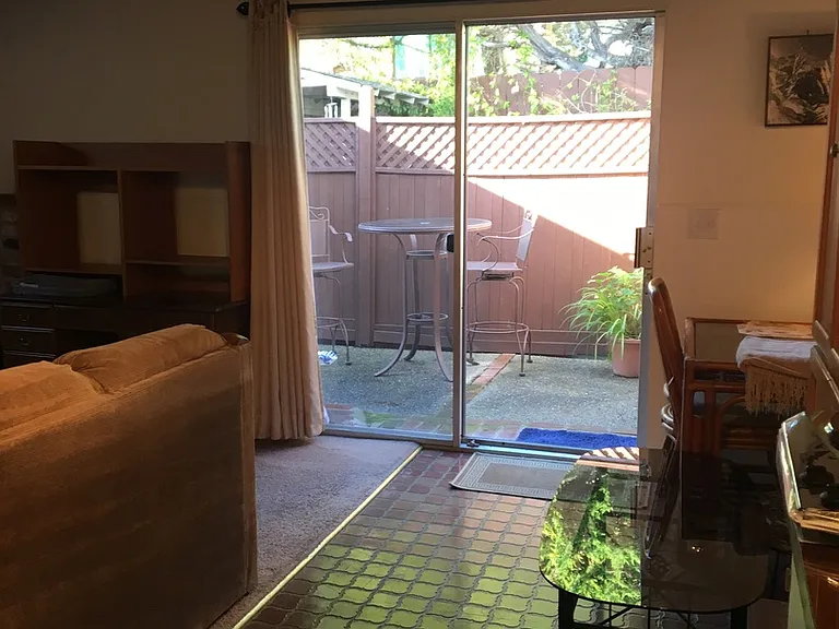 740 Dickman Ave — Photo 9
