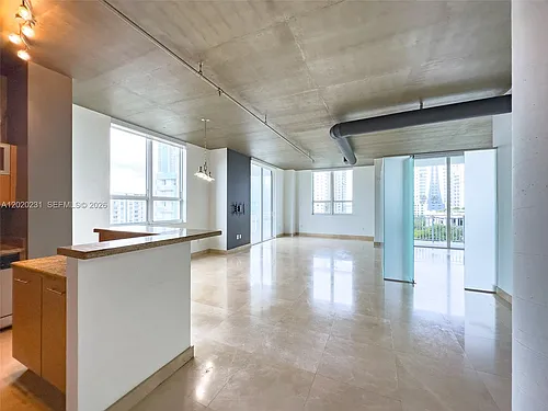2275 Biscayne Blvd Photo 1